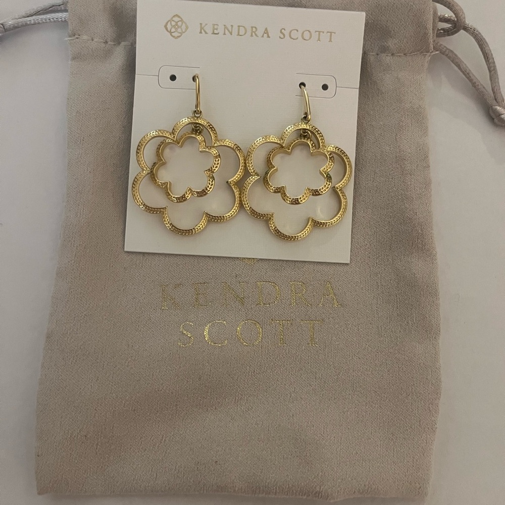 Kendra Scott Susie Gold Floral Drop Earrings
